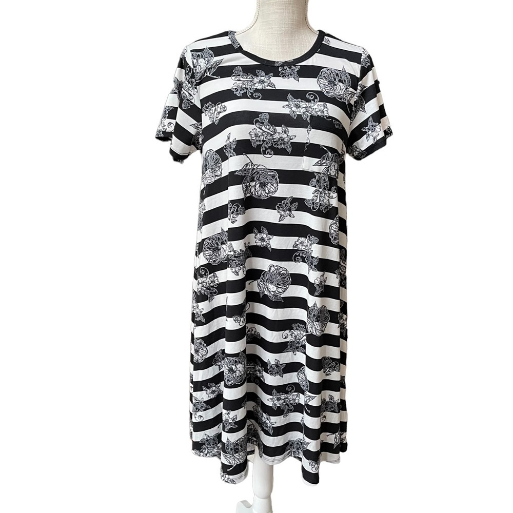 LuLaRoe Strip and Floral Print Midi T-Shirtdress High-low Front Size: S